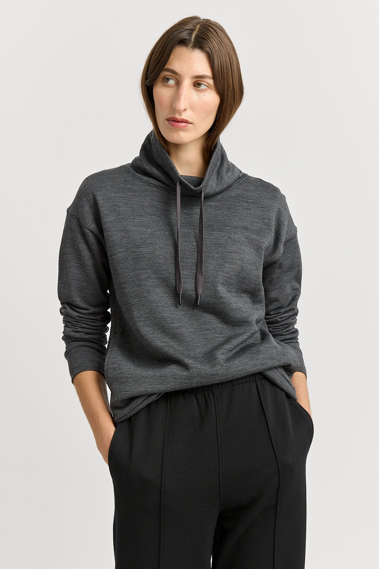 Lounge Funnel Neck | Charcoal