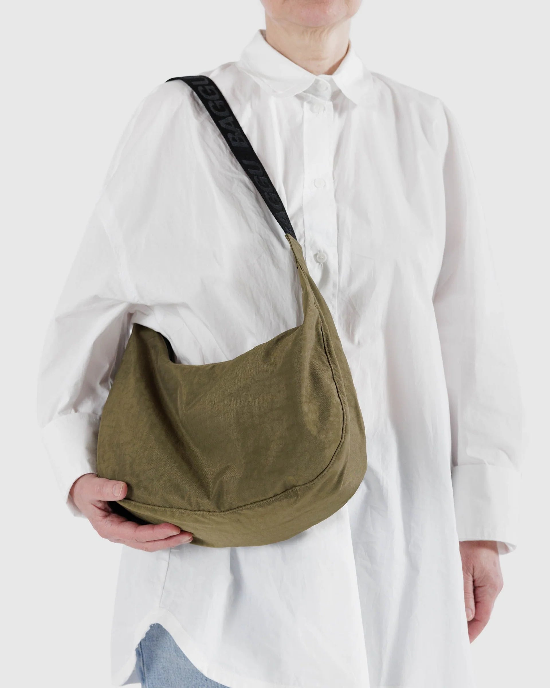 Medium Nylon Crescent Bag | Seaweed - BAGGU - Beechworth Emporium