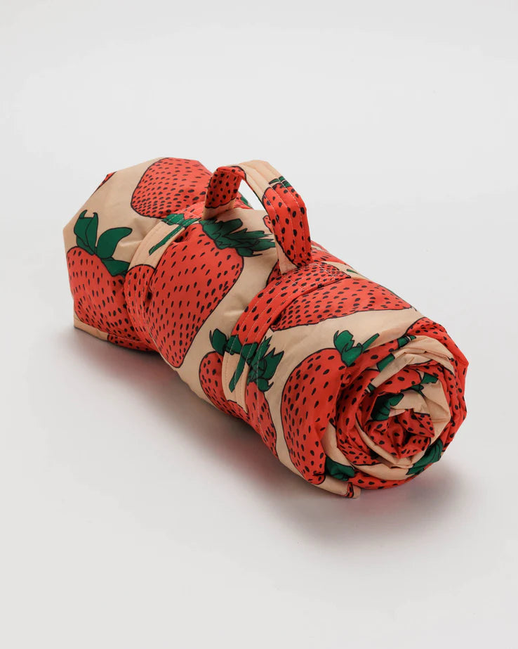 Puffy Picnic Blanket | Strawberry - Baggu - Beechworth Emporium